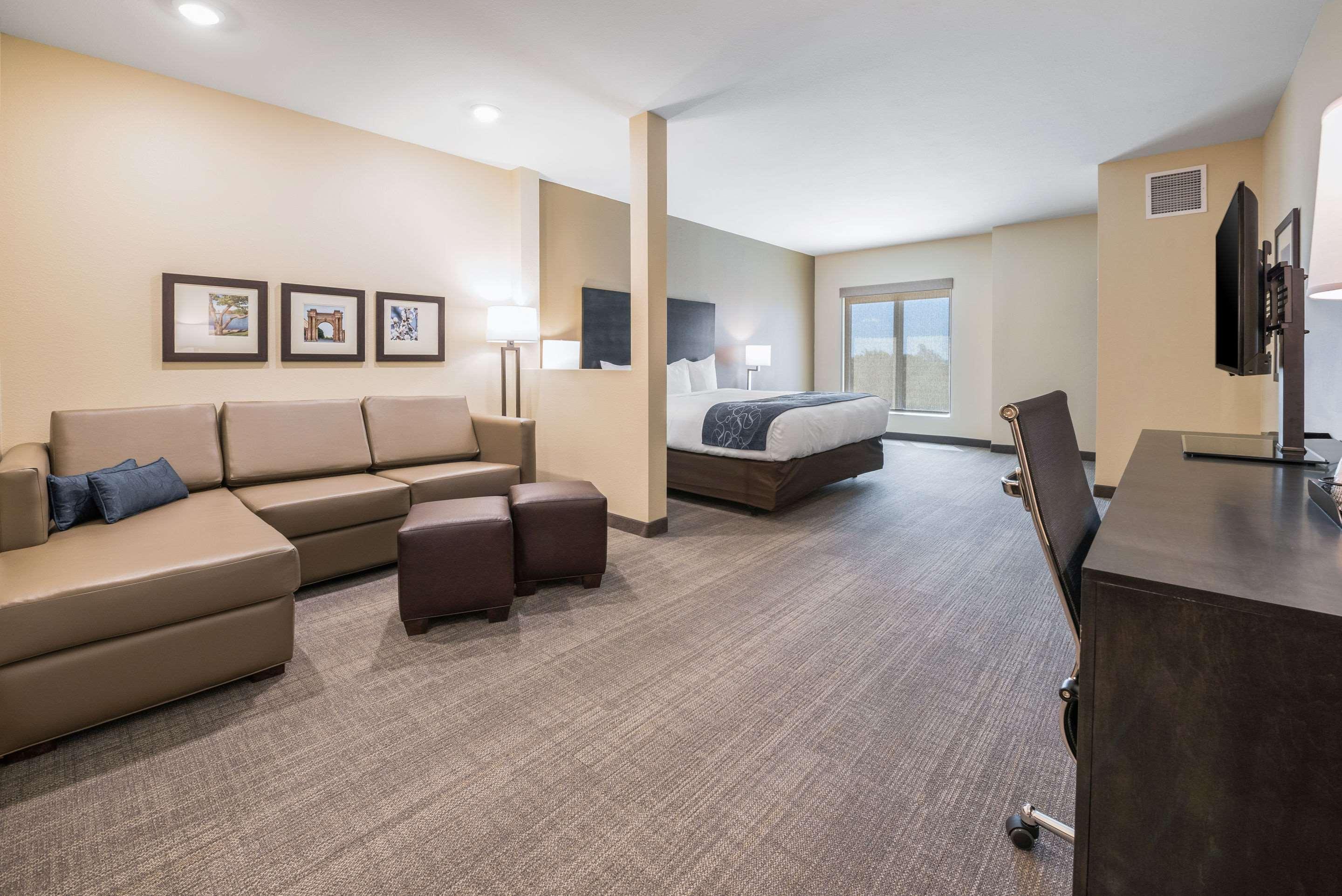 Comfort Suites Marysville Columbus - Northwest Exterior photo